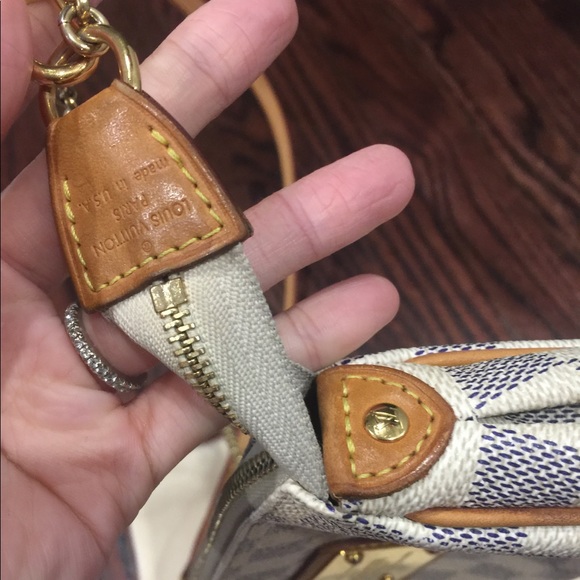Authentic Louis Vuitton Eva Clutch/crossbody - Picture 4 of 8